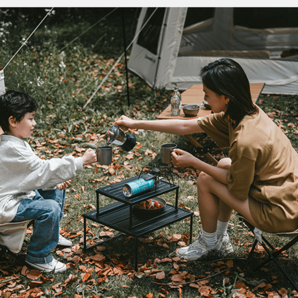 Multifunctional aluminum alloy folding table